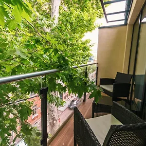 https://hotel-adora.alltbilisihotels.com