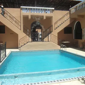 2* Hotel La Rose Du Sable